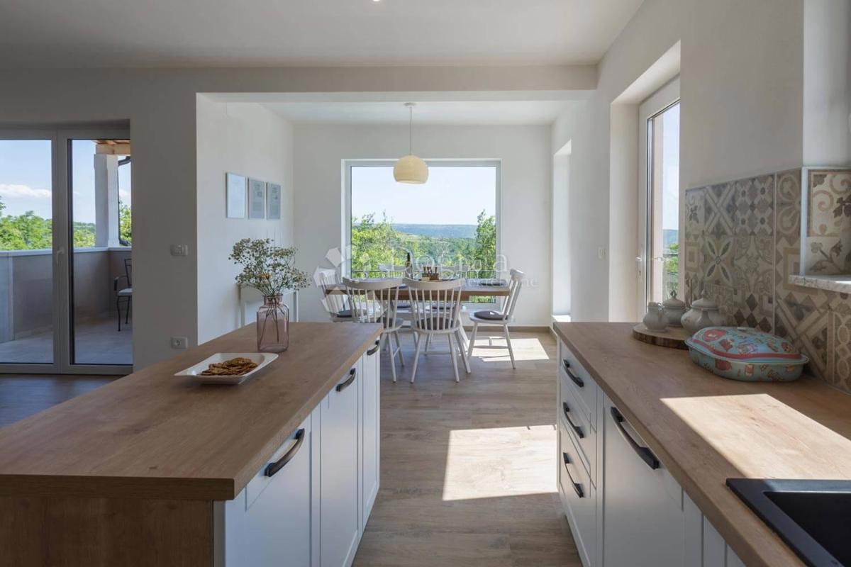 House For sale - ISTARSKA BUJE