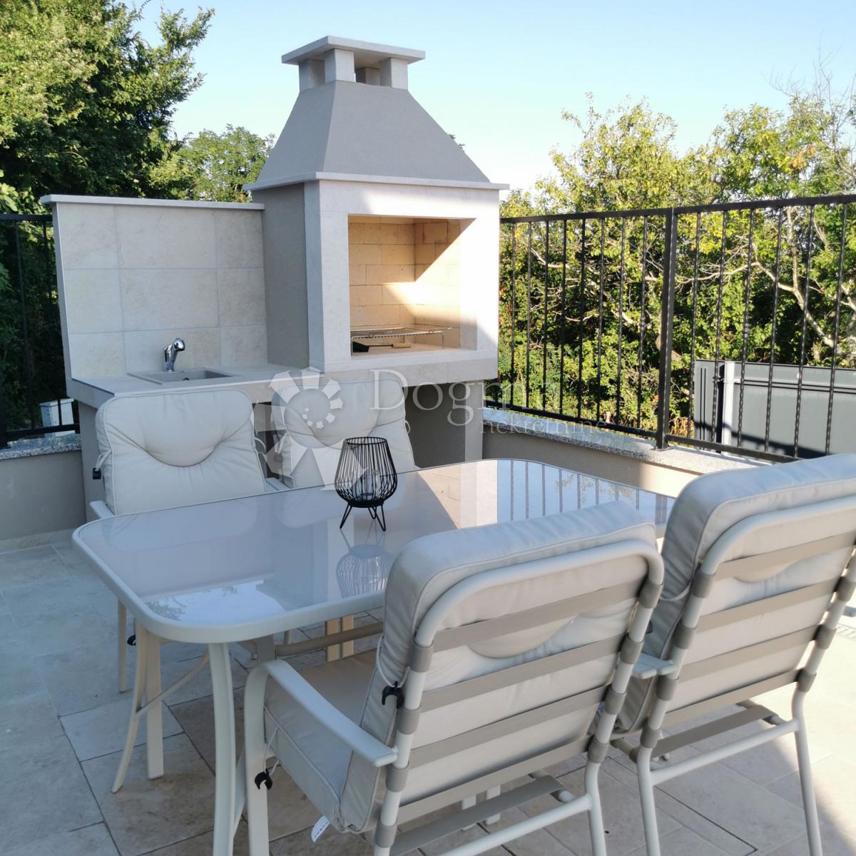 House For sale - ISTARSKA BUJE