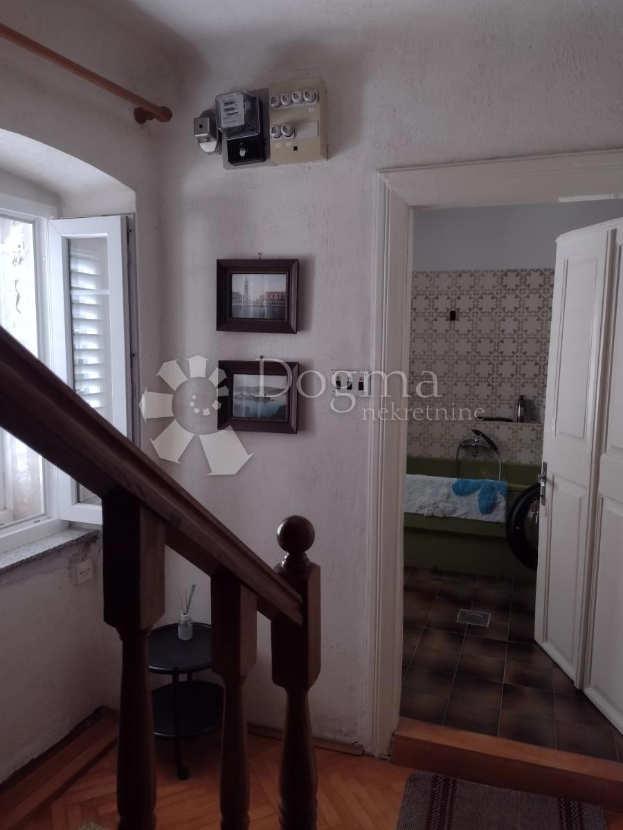 Casa In vendita - LIČKO-SENJSKA SENJ
