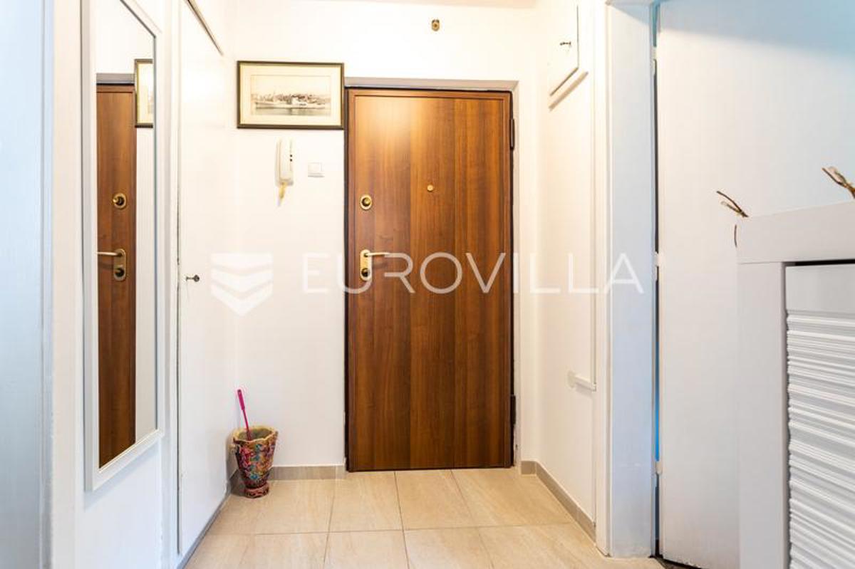 Apartment Zu verkaufen - SPLITSKO-DALMATINSKA SPLIT