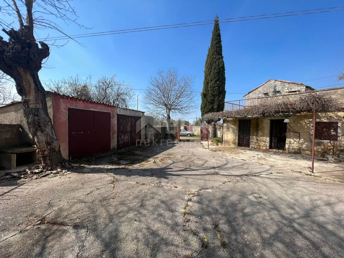 House For sale - ISTARSKA SVETVINČENAT
