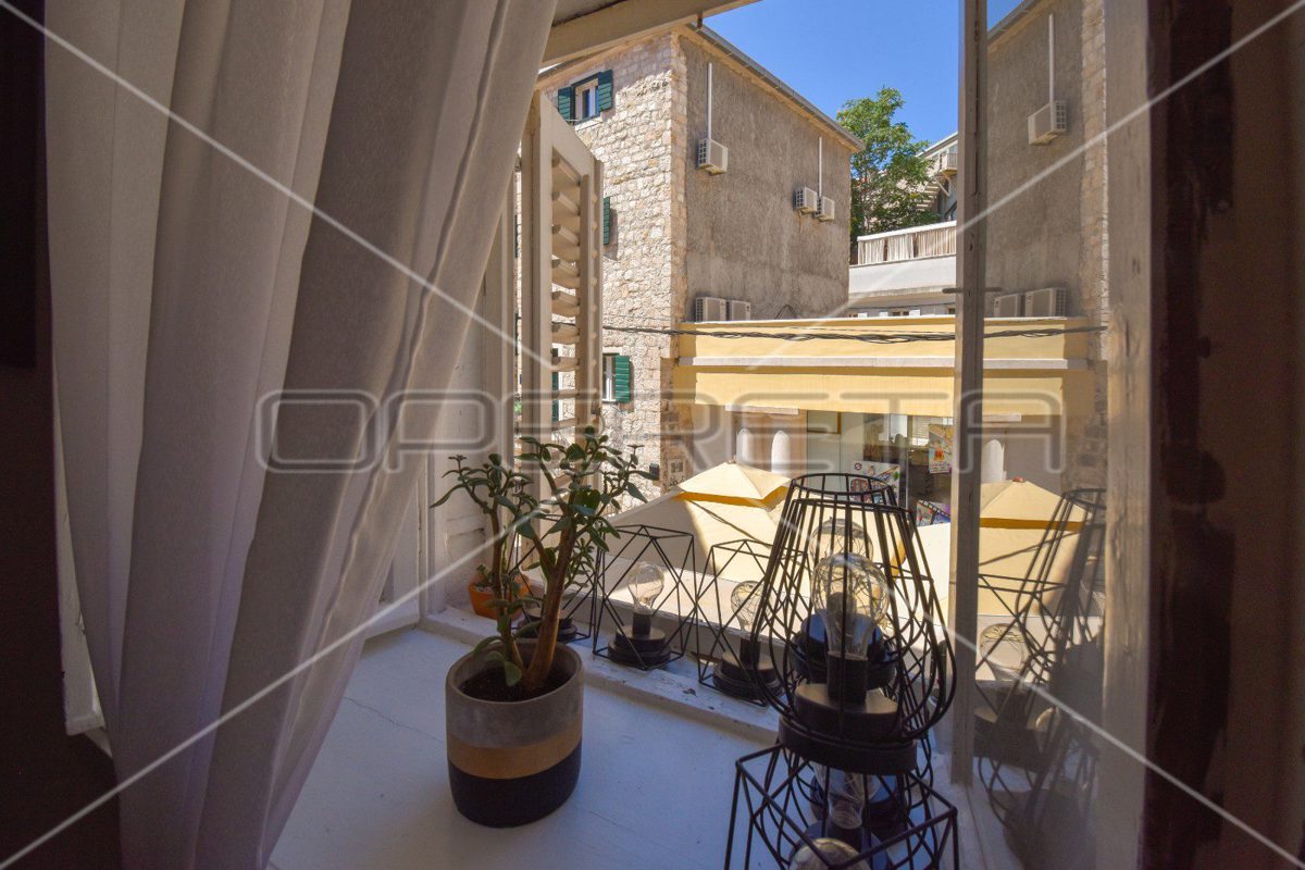 Maison À vendre - SPLITSKO-DALMATINSKA SPLIT