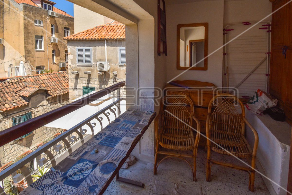 Maison À vendre - SPLITSKO-DALMATINSKA SPLIT