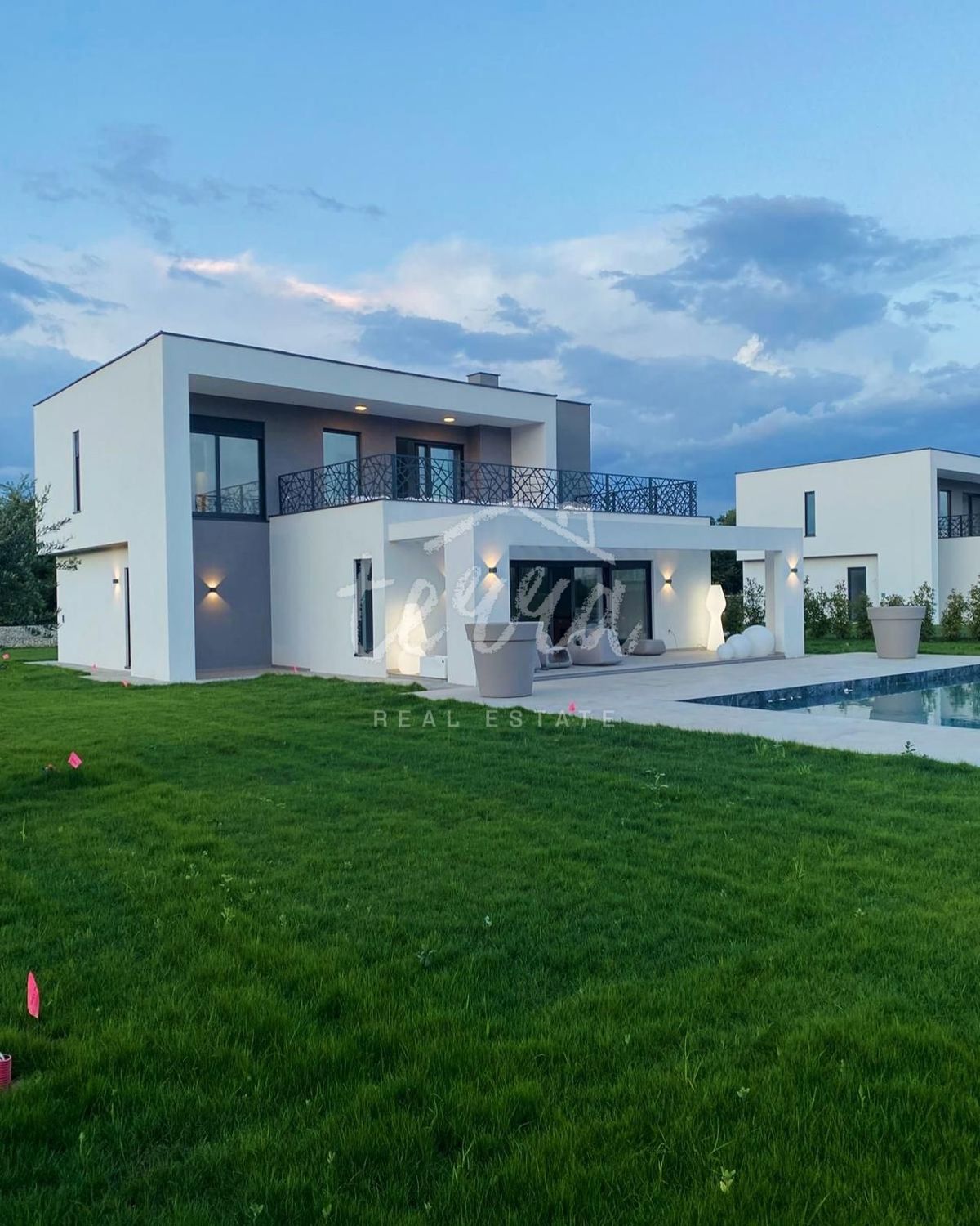 Haus Zu verkaufen - ISTARSKA SVETVINČENAT