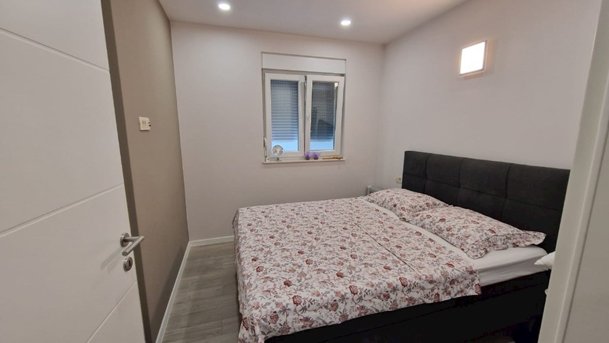 Appartement À vendre - SPLITSKO-DALMATINSKA MAKARSKA