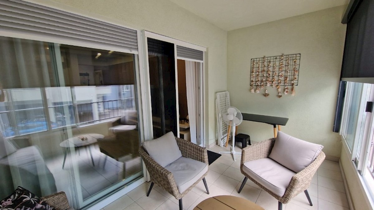 Appartement À vendre - SPLITSKO-DALMATINSKA MAKARSKA