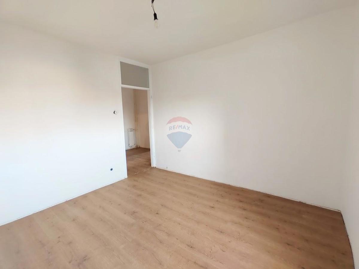 Flat For sale - KARLOVAČKA KARLOVAC