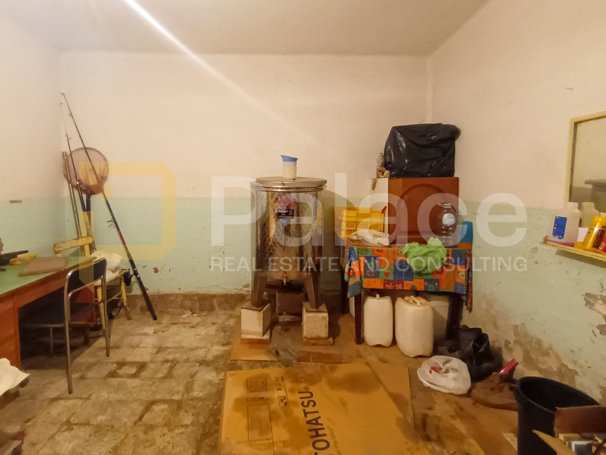 Kuća Na prodaju - SPLITSKO-DALMATINSKA KAŠTELA