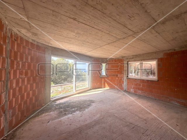 Dom na predaj 315 m² – Blato
