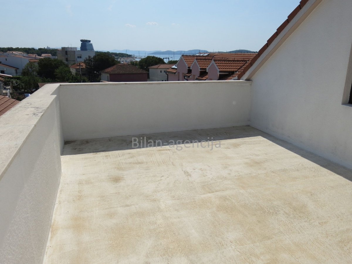 House For sale - ŠIBENSKO-KNINSKA VODICE
