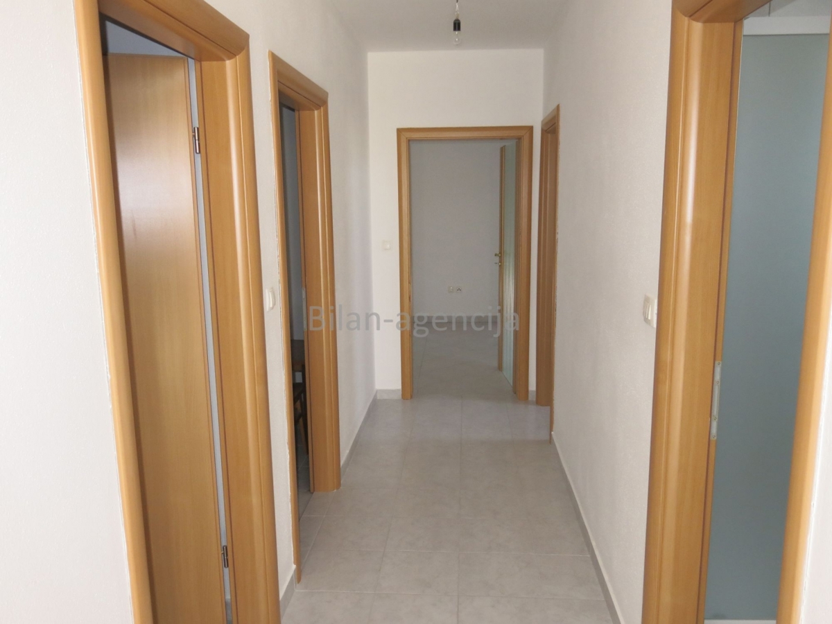 House For sale - ŠIBENSKO-KNINSKA VODICE