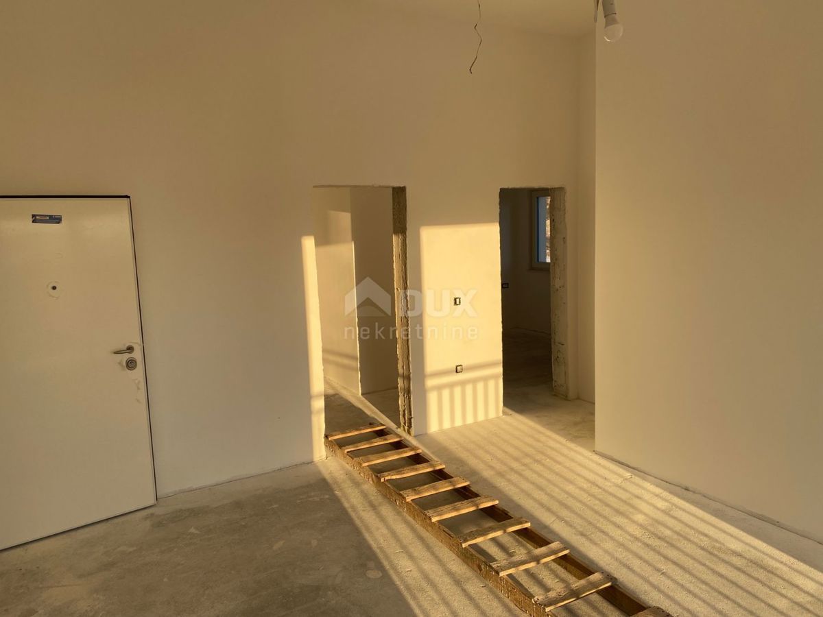 Apartma Na predaj - PRIMORSKO-GORANSKA VIŠKOVO