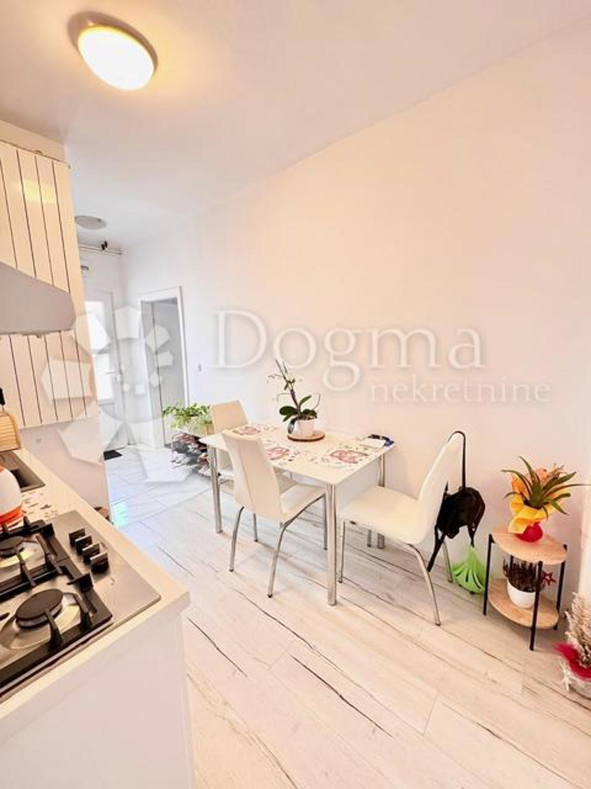 Apartmán Na predaj - GRAD ZAGREB ZAGREB