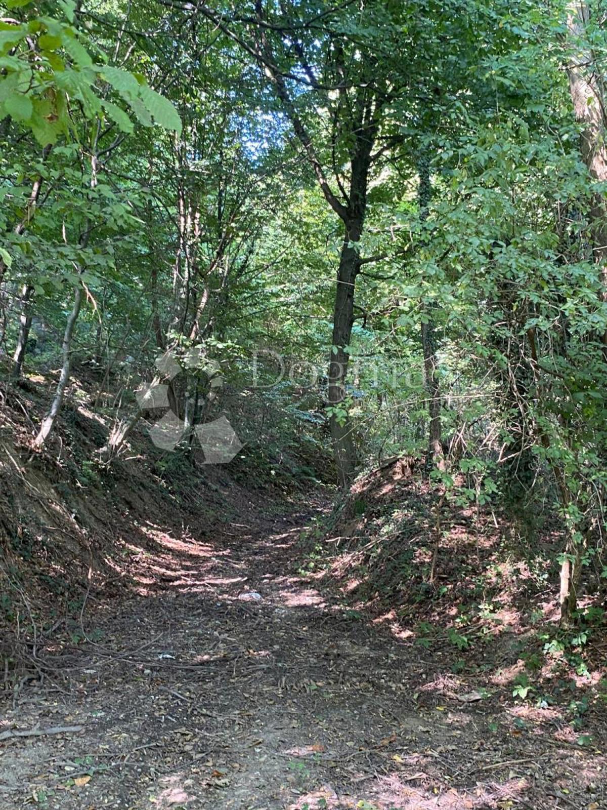 Zemljište Na prodaju - VARAŽDINSKA CESTICA