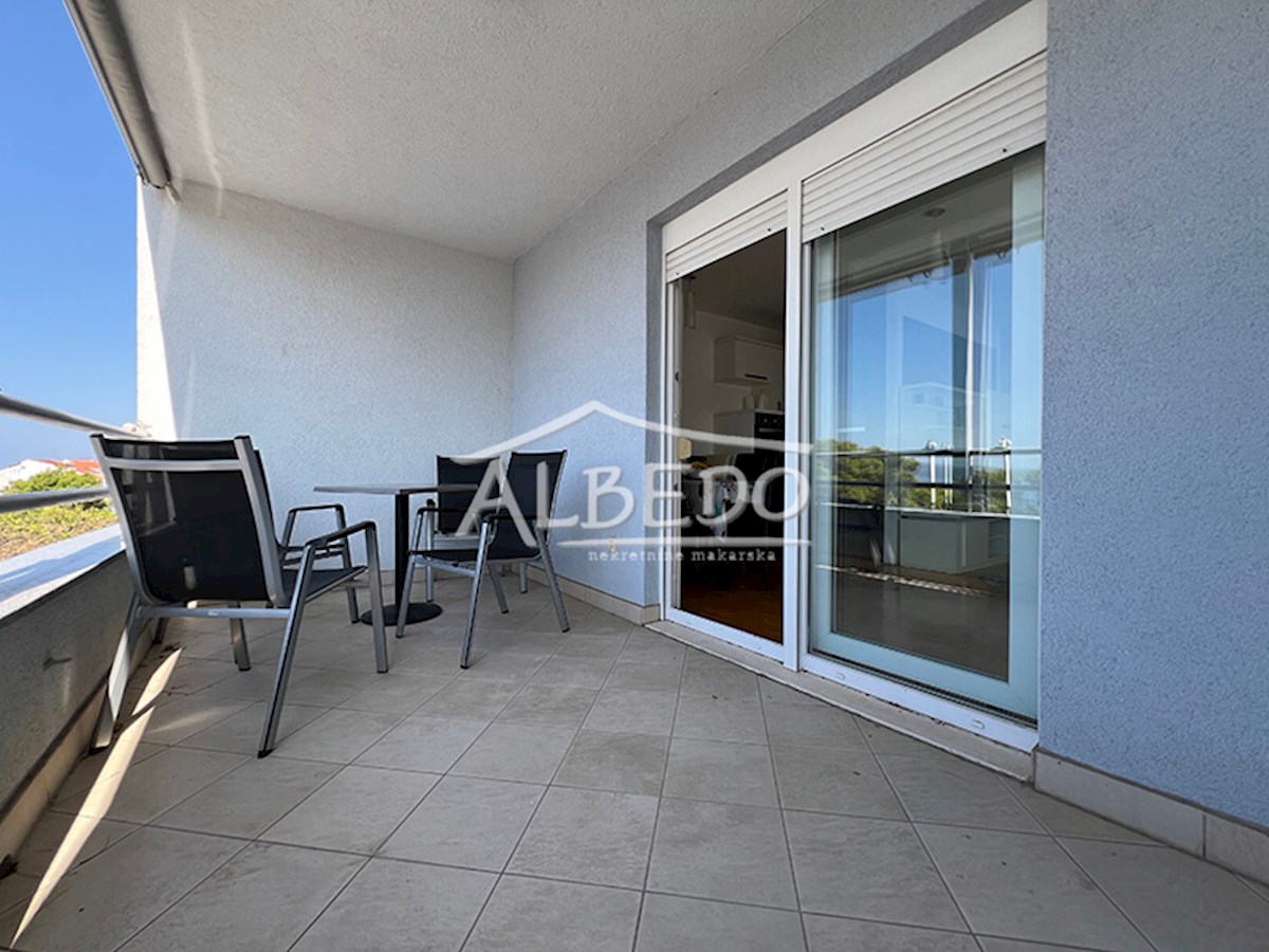 Flat For sale - SPLITSKO-DALMATINSKA BAŠKA VODA