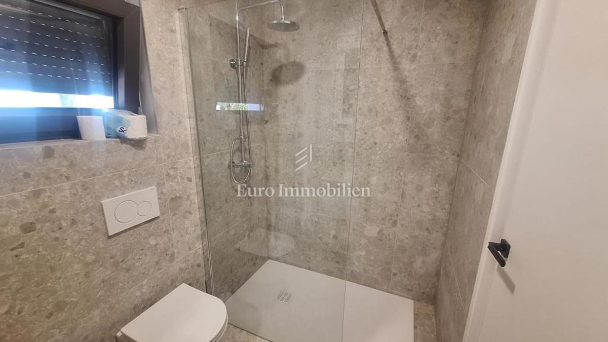 Appartement À vendre - PRIMORSKO-GORANSKA KRK