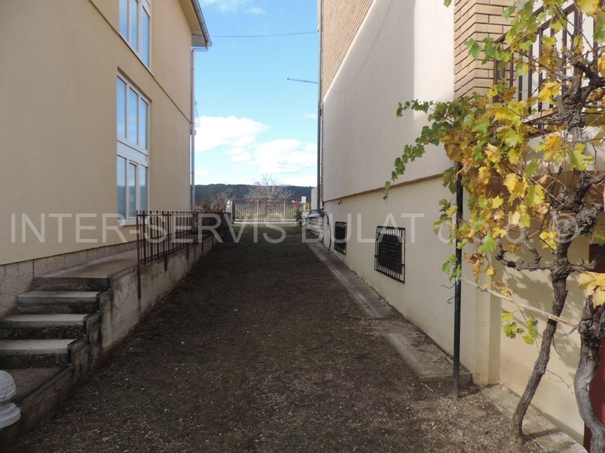 House For sale - ŠIBENSKO-KNINSKA KNIN