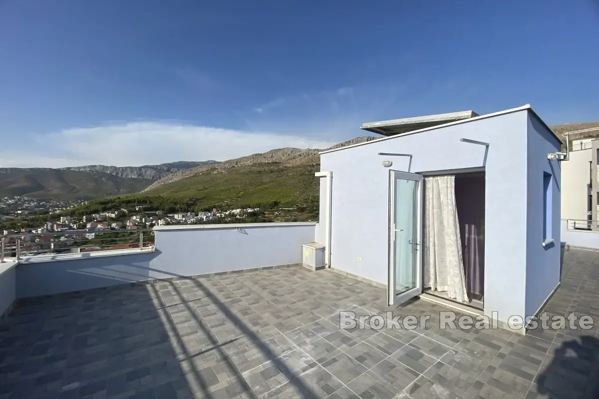 Maison À vendre - SPLITSKO-DALMATINSKA SPLIT