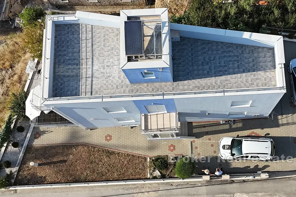 Maison À vendre - SPLITSKO-DALMATINSKA SPLIT