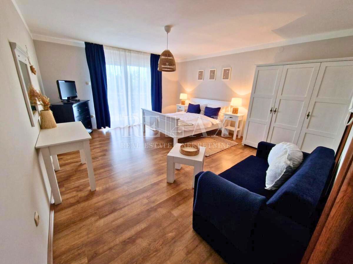 Apartma Na predaj - PRIMORSKO-GORANSKA CRIKVENICA