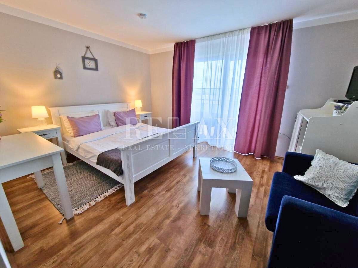 Apartma Na predaj - PRIMORSKO-GORANSKA CRIKVENICA