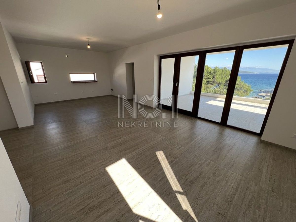 Apartma Na predaj - PRIMORSKO-GORANSKA KRK