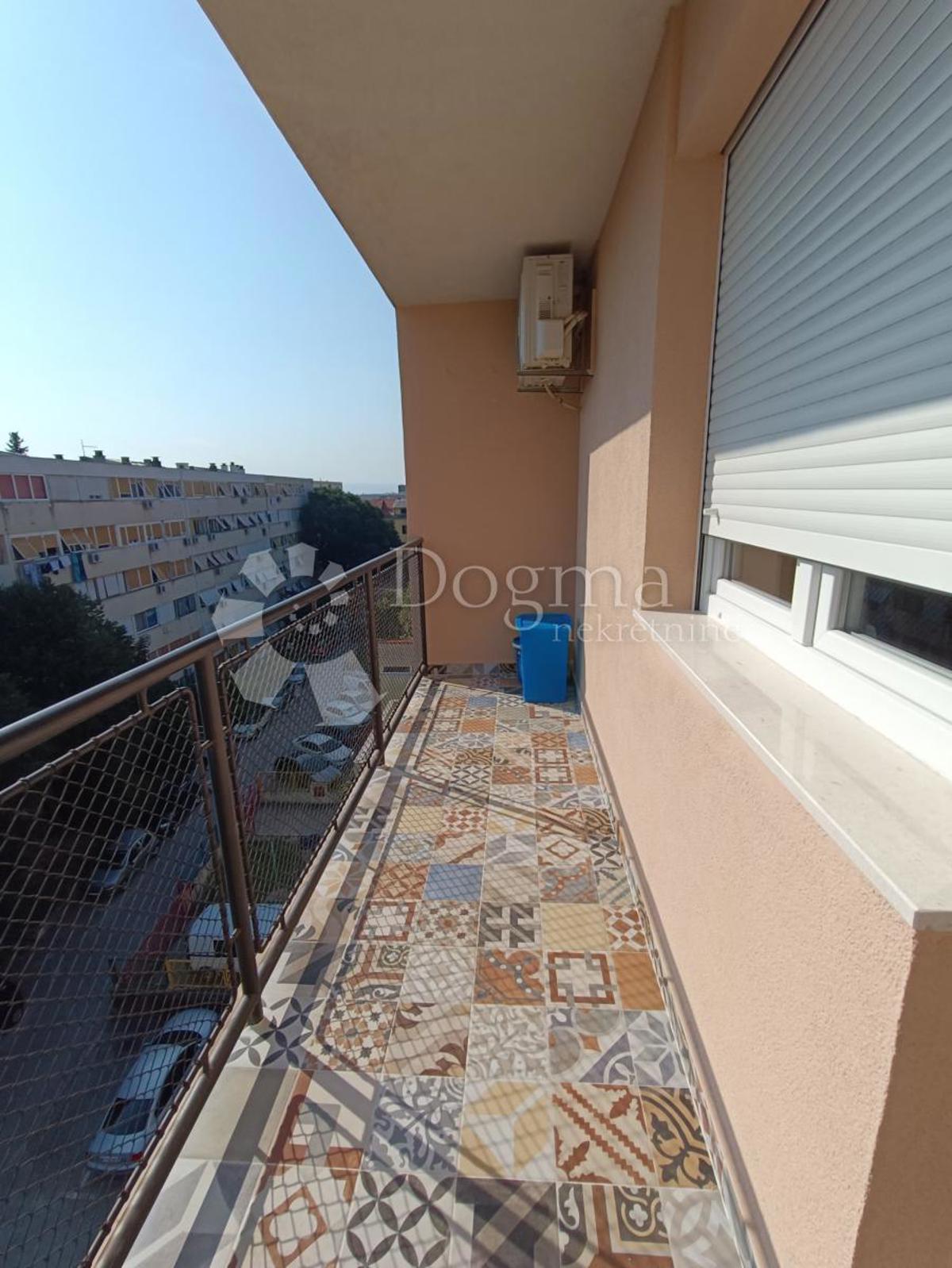 Apartment Zu verkaufen - SPLITSKO-DALMATINSKA SPLIT