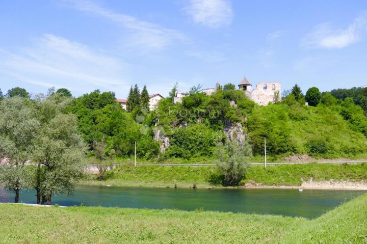 Zemljište na prodaju 6416 m² – Barilović