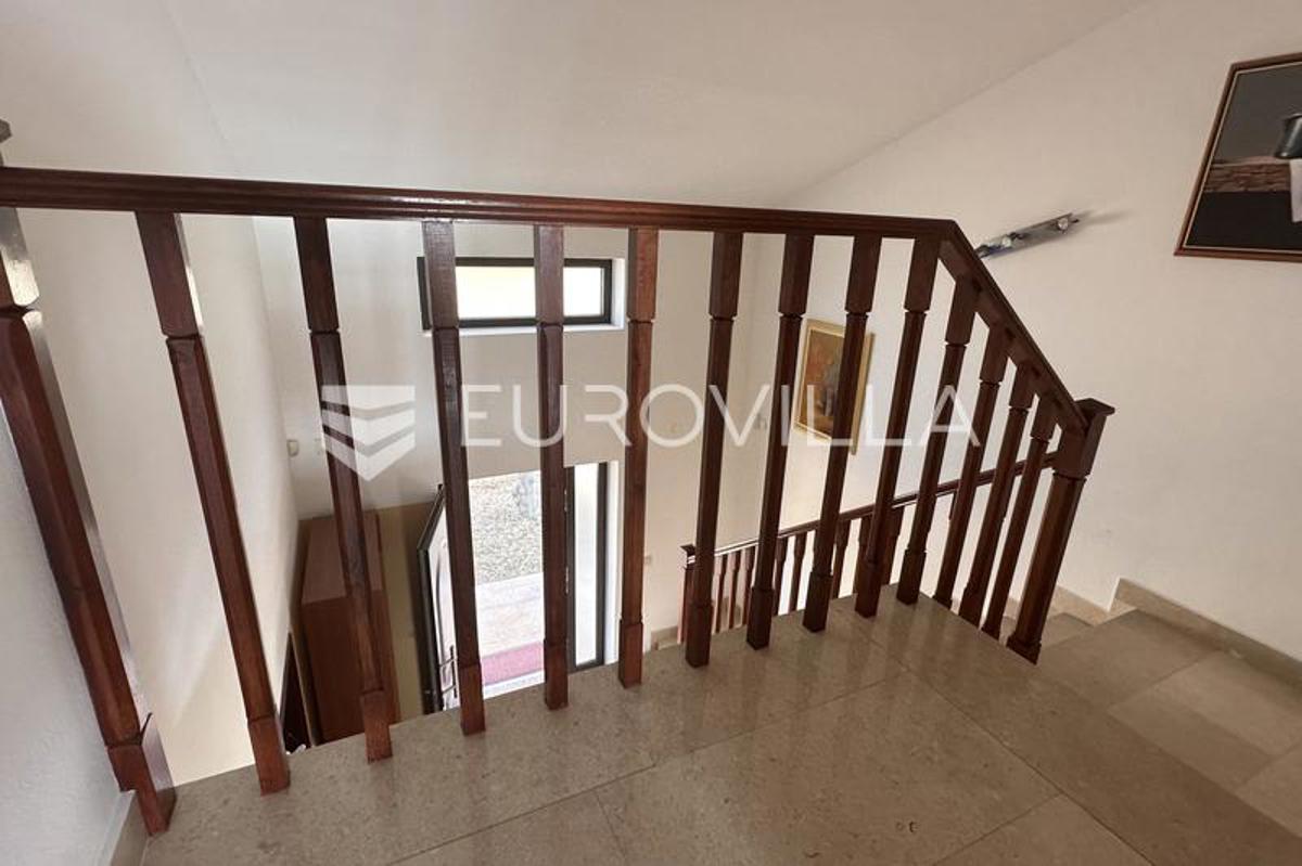 House For rent - ISTARSKA MEDULIN