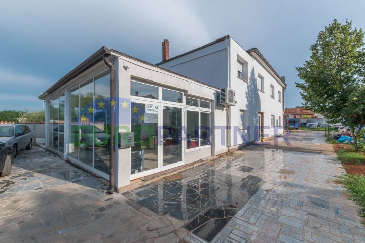 Casa in vendita 450 m² – Umag