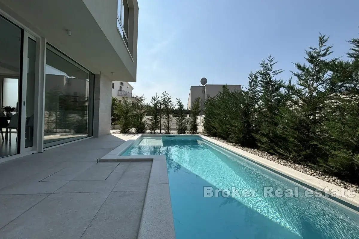 House For sale - SPLITSKO-DALMATINSKA TROGIR