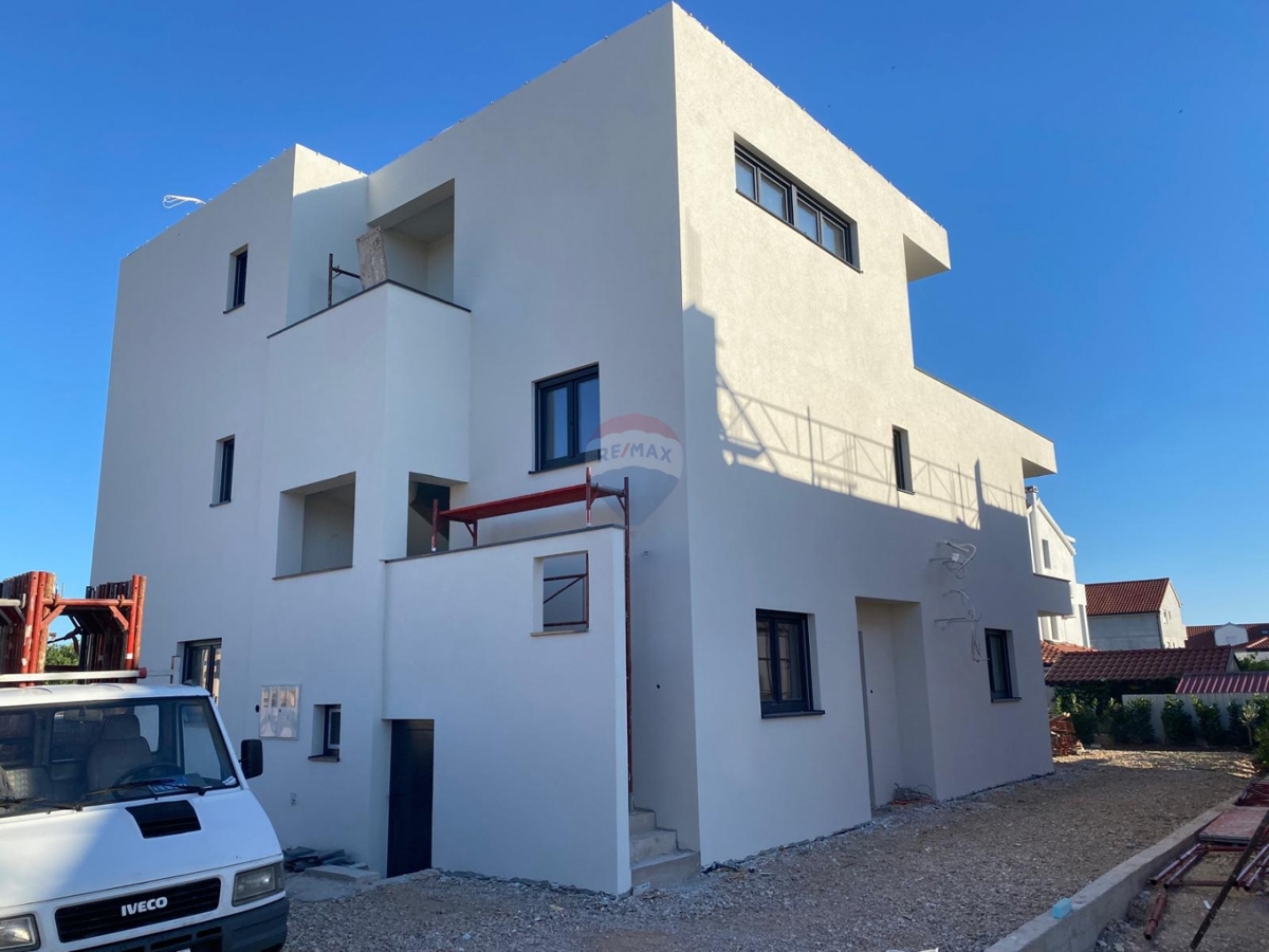 Appartement À vendre - ŠIBENSKO-KNINSKA VODICE