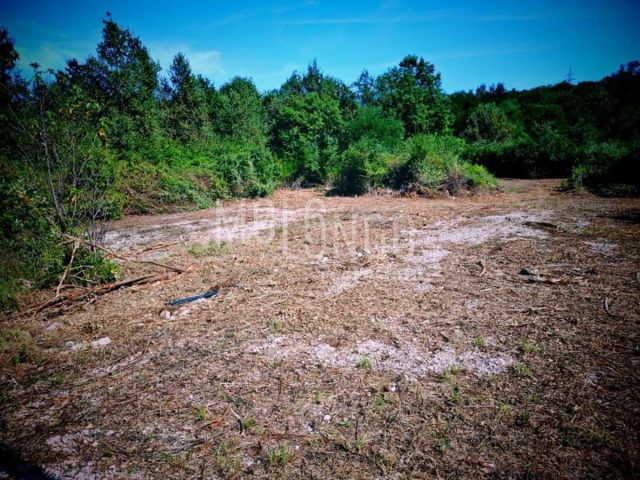 Zemljište na prodaju 761 m² – Veljaki