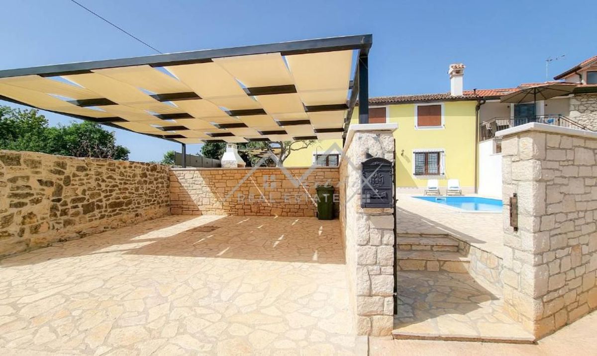 House For sale - ISTARSKA NOVIGRAD