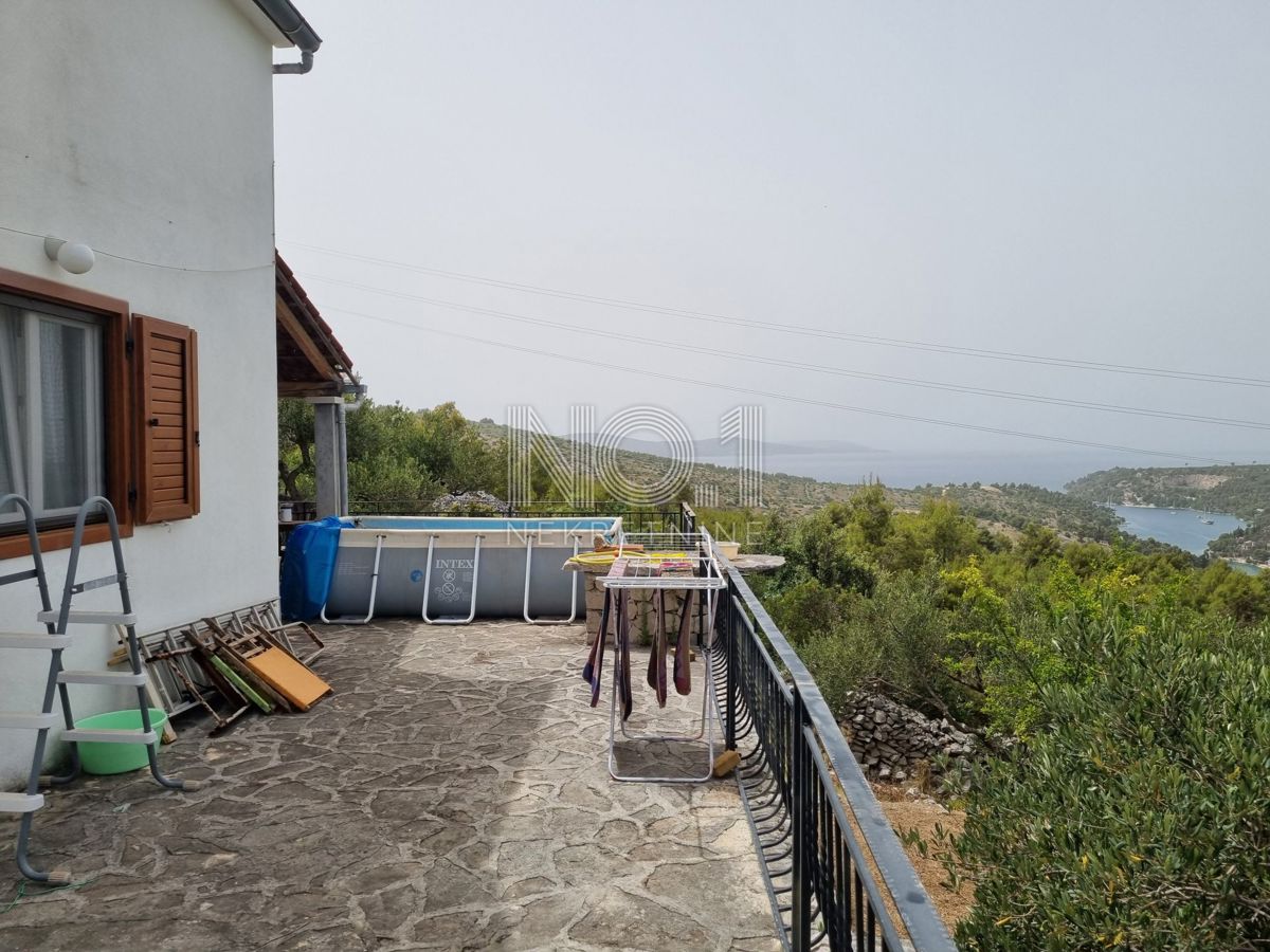 Casa In vendita - SPLITSKO-DALMATINSKA BRAČ