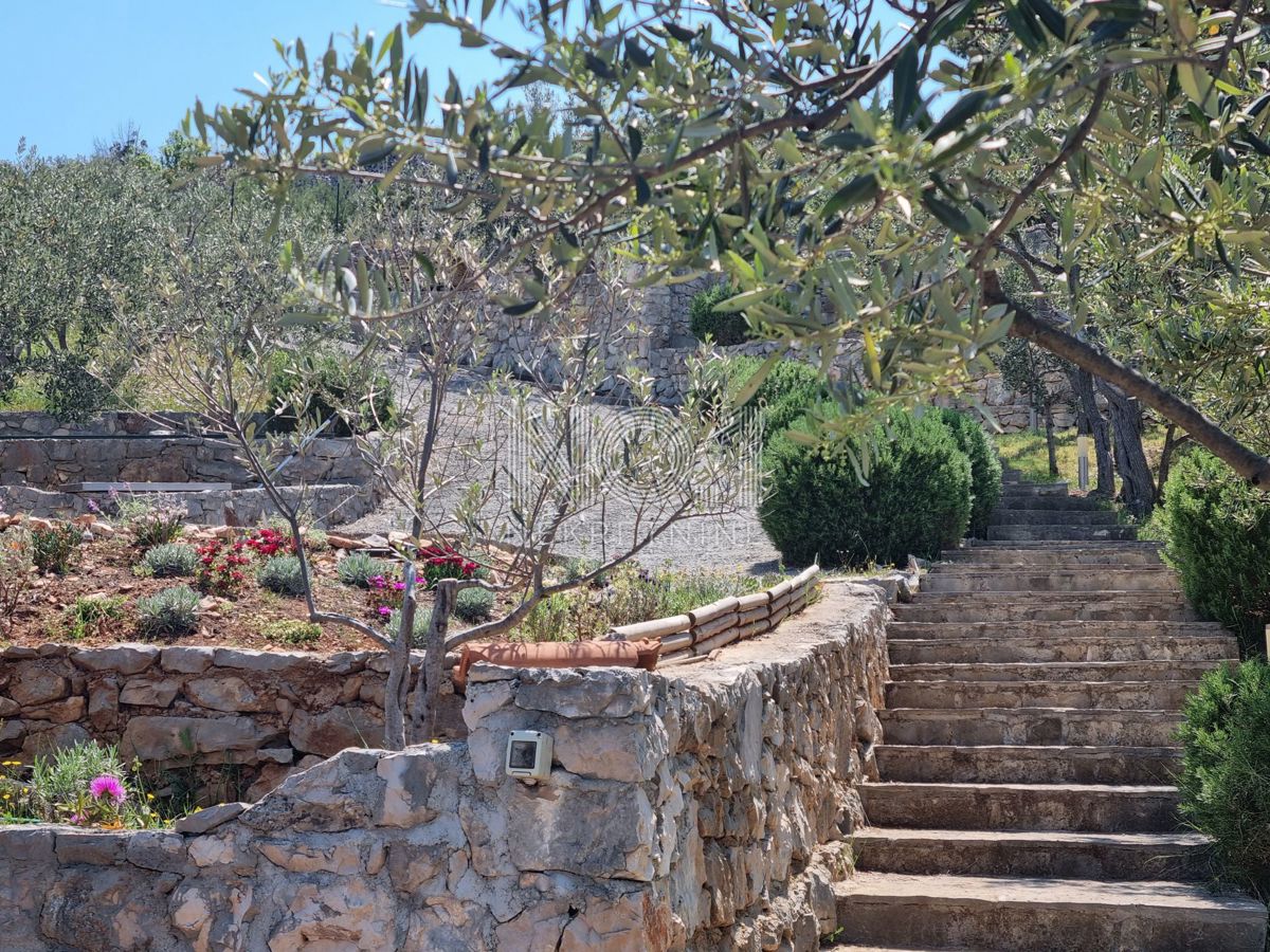 Haus Zu verkaufen - SPLITSKO-DALMATINSKA BRAČ