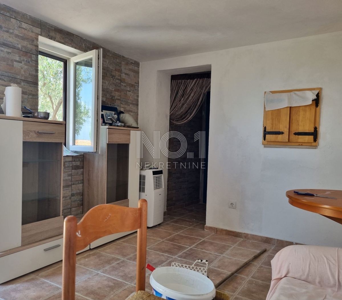 House For sale - SPLITSKO-DALMATINSKA BRAČ