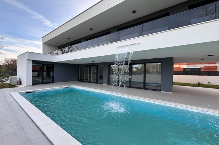 Dom na sprzedaż 190 m² – Zadar