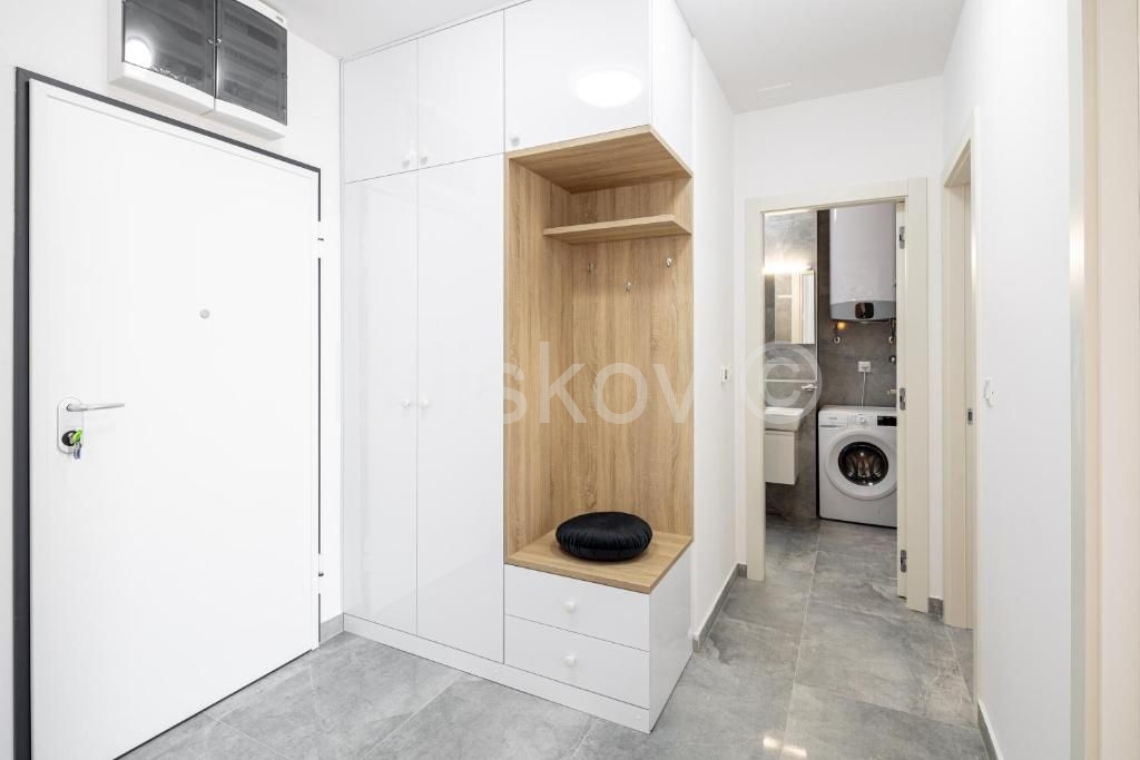 Appartement À louer - SPLITSKO-DALMATINSKA SPLIT