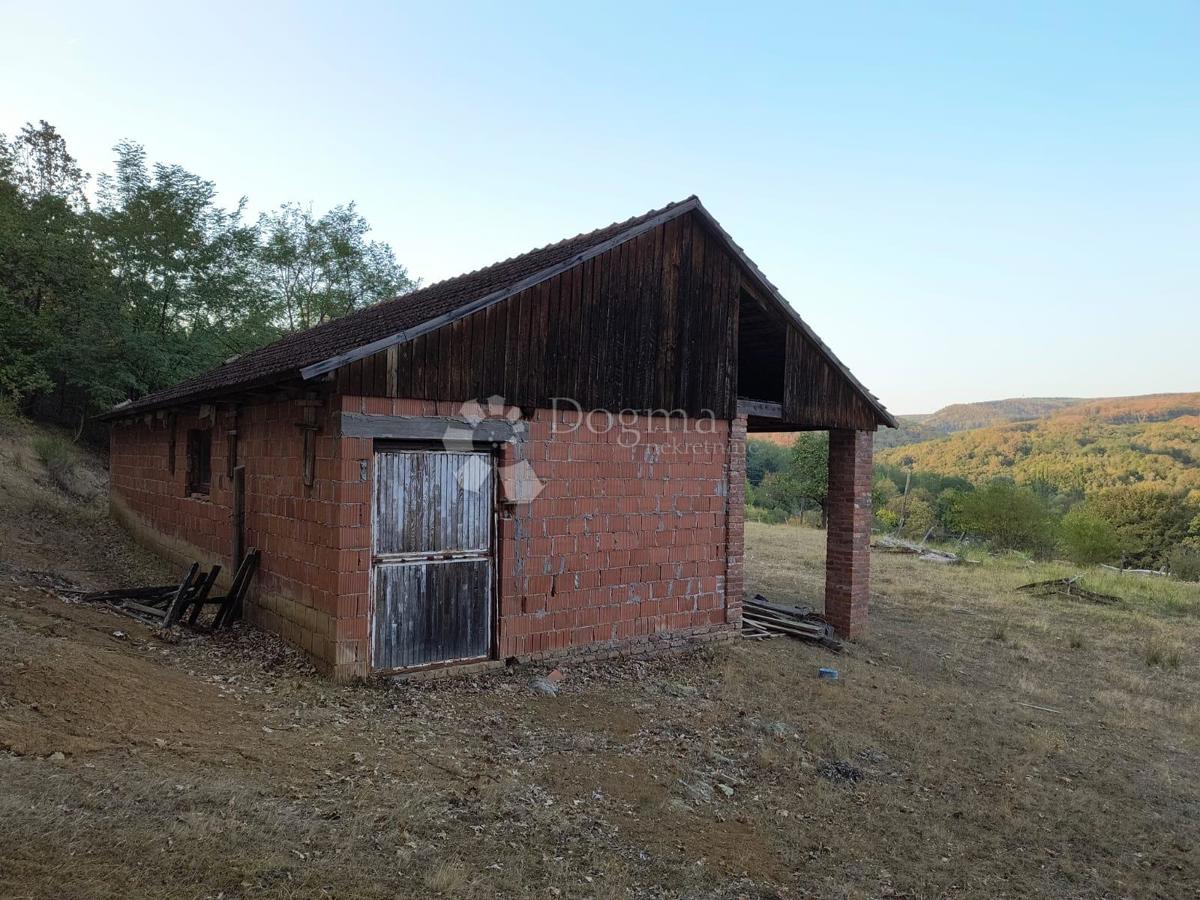 Zemljište Na prodaju - POŽEŠKO-SLAVONSKA KUTJEVO