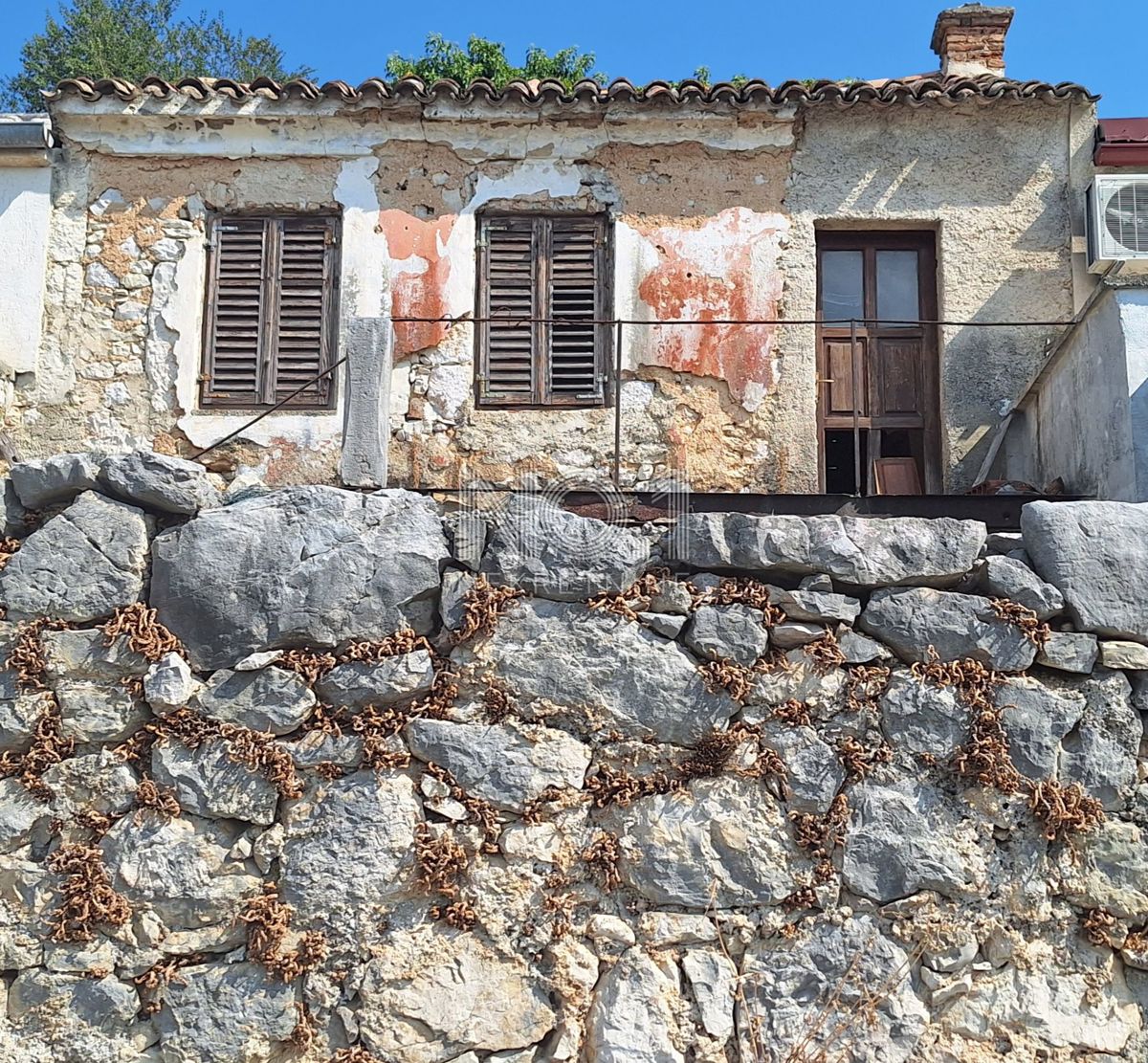 Kuća Na prodaju - PRIMORSKO-GORANSKA VINODOLSKA OPĆINA