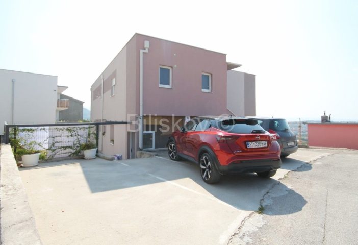 Haus Zu verkaufen - Splitsko-dalmatinska Solin - foto 2/27
