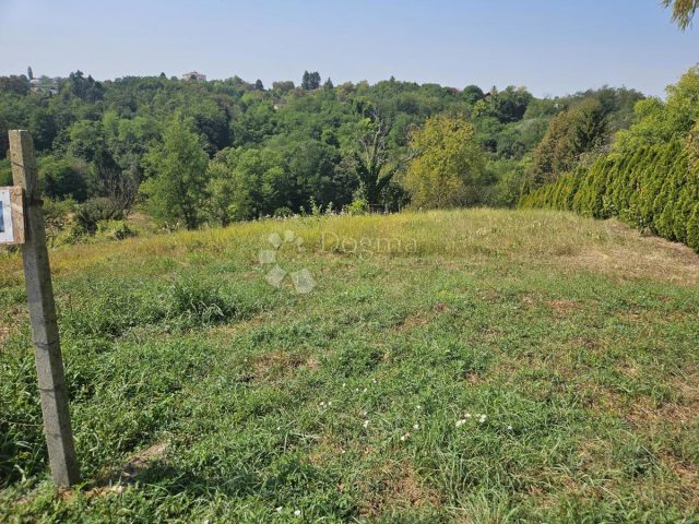 Terreno In vendita VARAŽDIN BREG