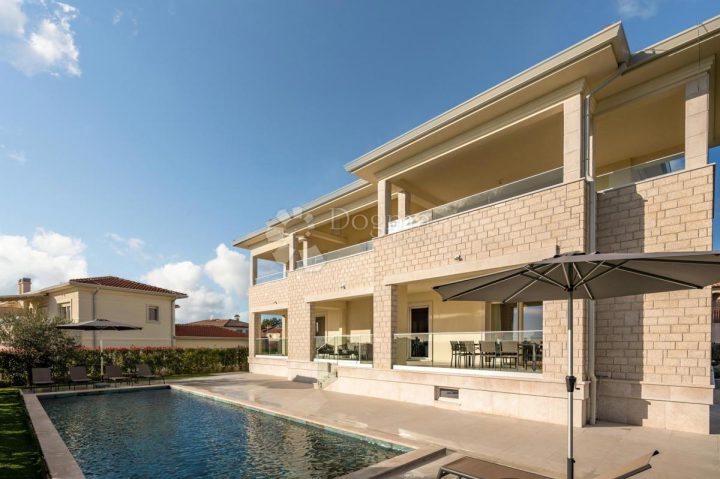 Haus zu verkaufen 420 m² – Poreč