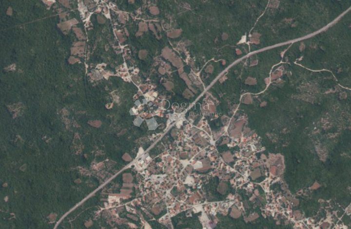 Land for sale 900 m² – Bajčići