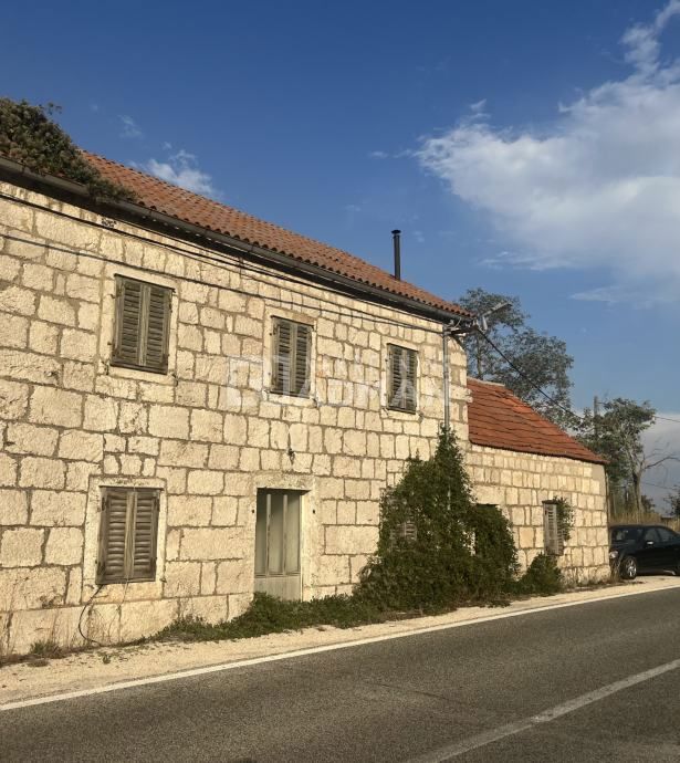 Maison À vendre - SPLITSKO-DALMATINSKA LOKVIČIĆI