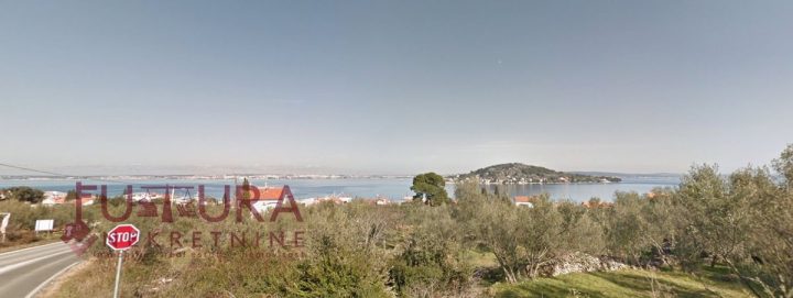Parcela na predaj 1864 m² – Ugljan