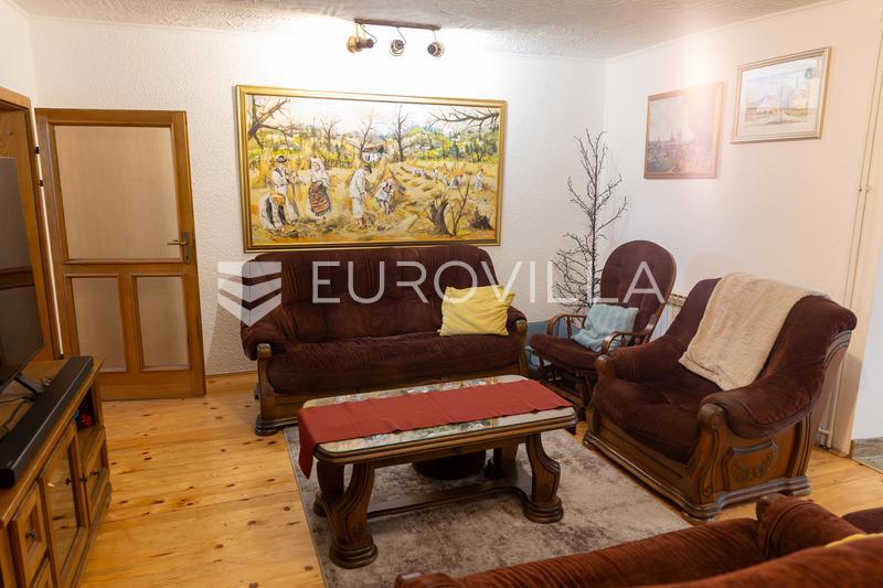 House For sale - OSJEČKO-BARANJSKA OSIJEK