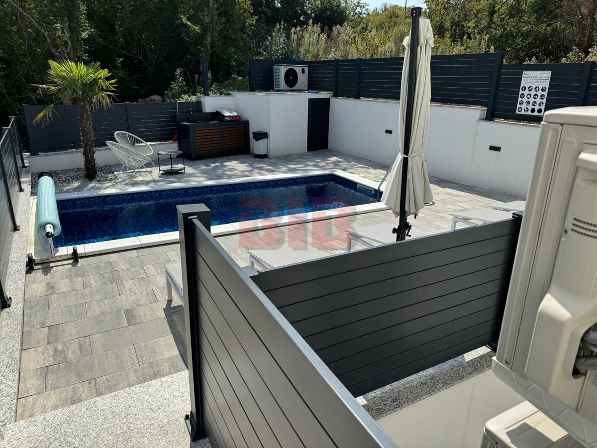 Flat For sale - PRIMORSKO-GORANSKA KRK