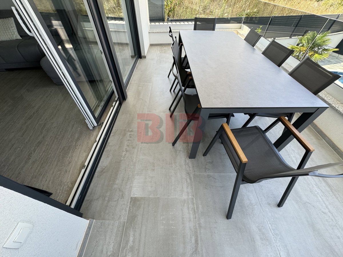 Flat For sale - PRIMORSKO-GORANSKA KRK